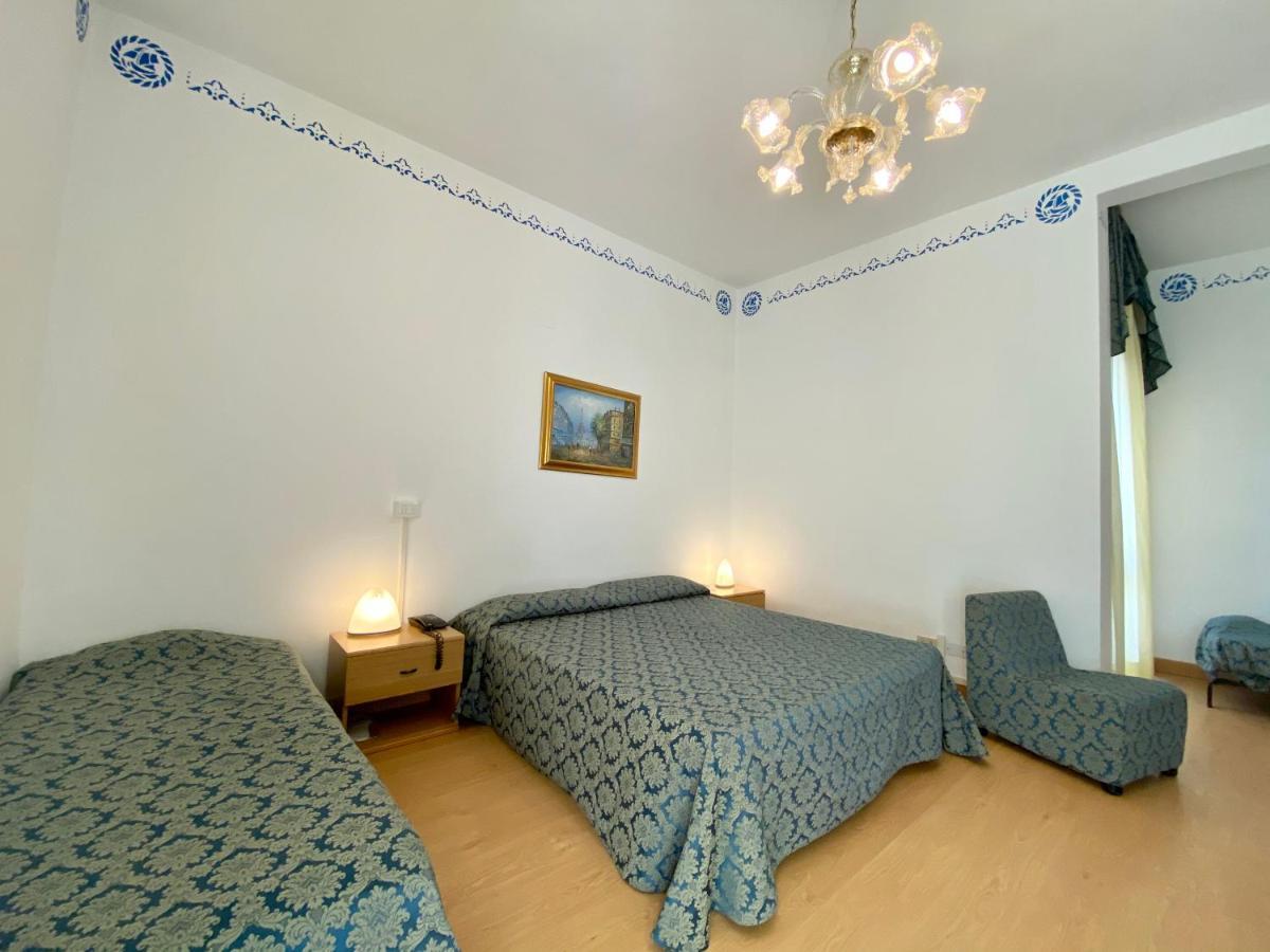 לידו די ג'סולו Hotel Florida מראה חיצוני תמונה