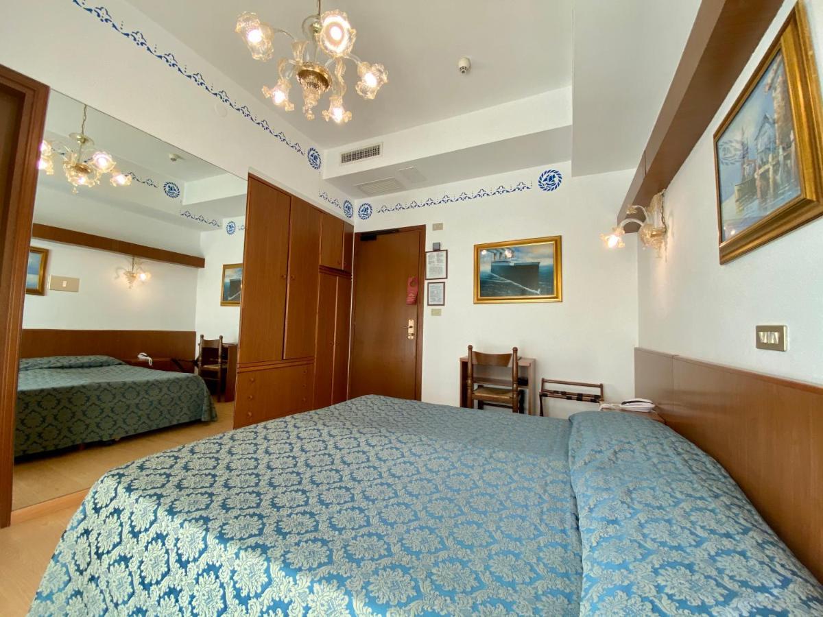 לידו די ג'סולו Hotel Florida מראה חיצוני תמונה