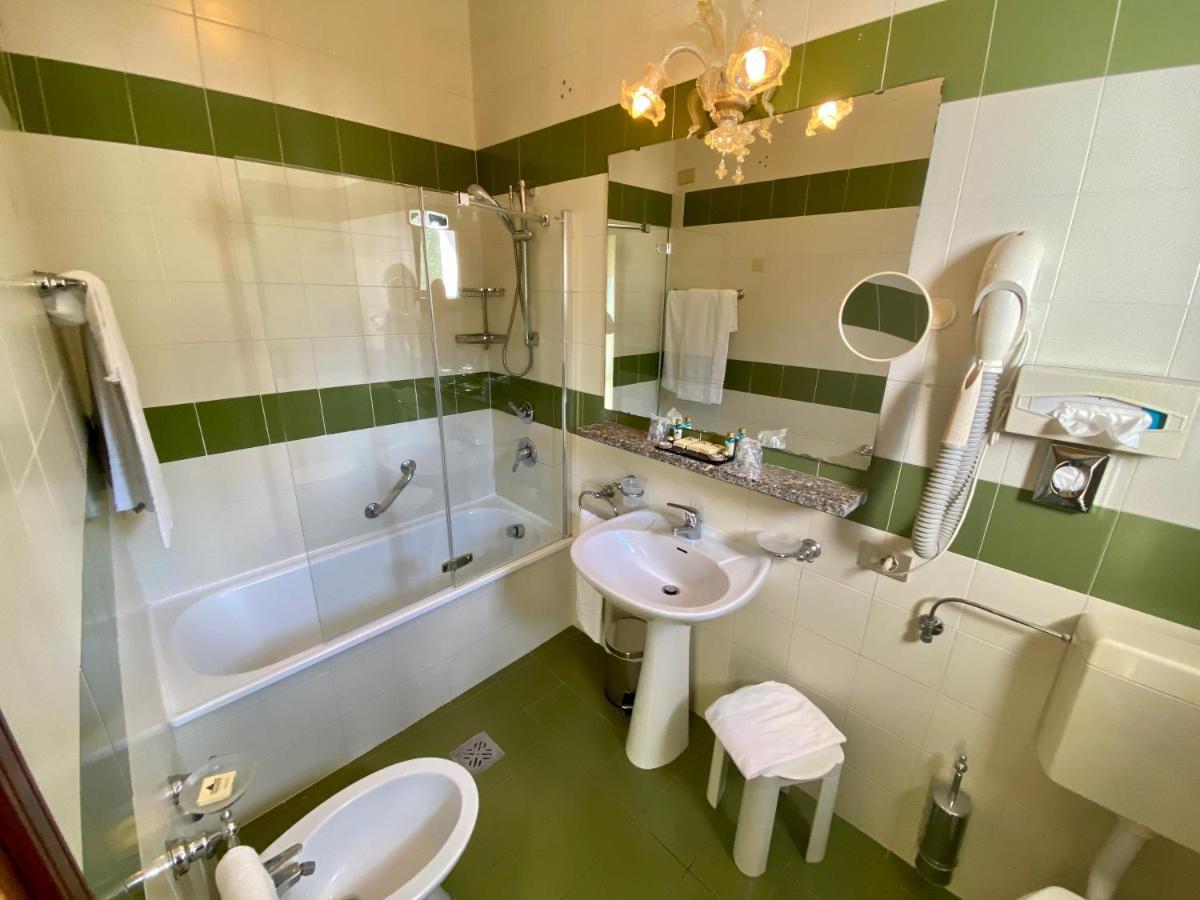 לידו די ג'סולו Hotel Florida מראה חיצוני תמונה