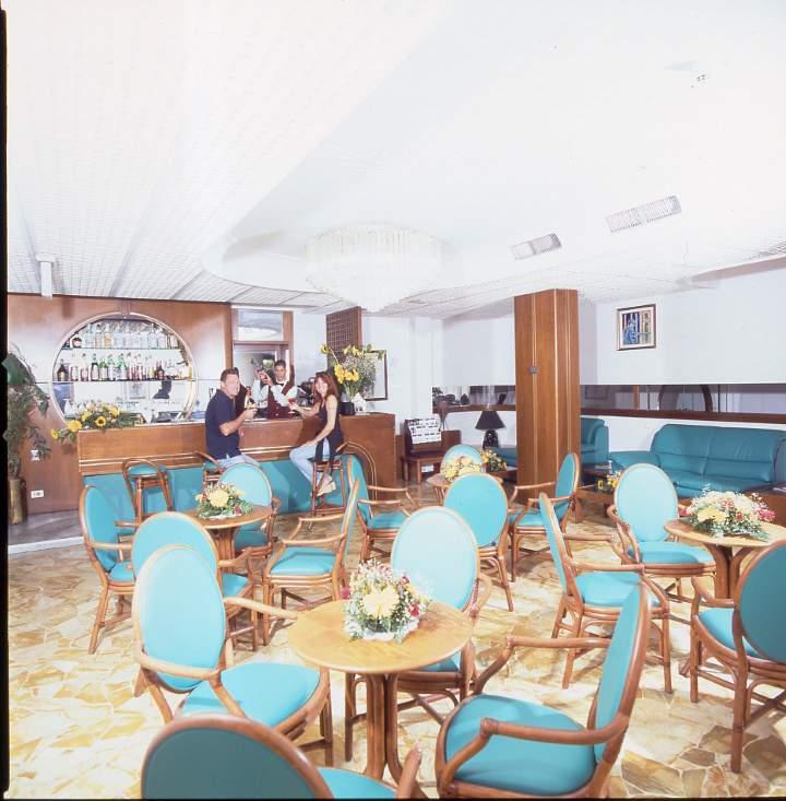 לידו די ג'סולו Hotel Florida מראה חיצוני תמונה