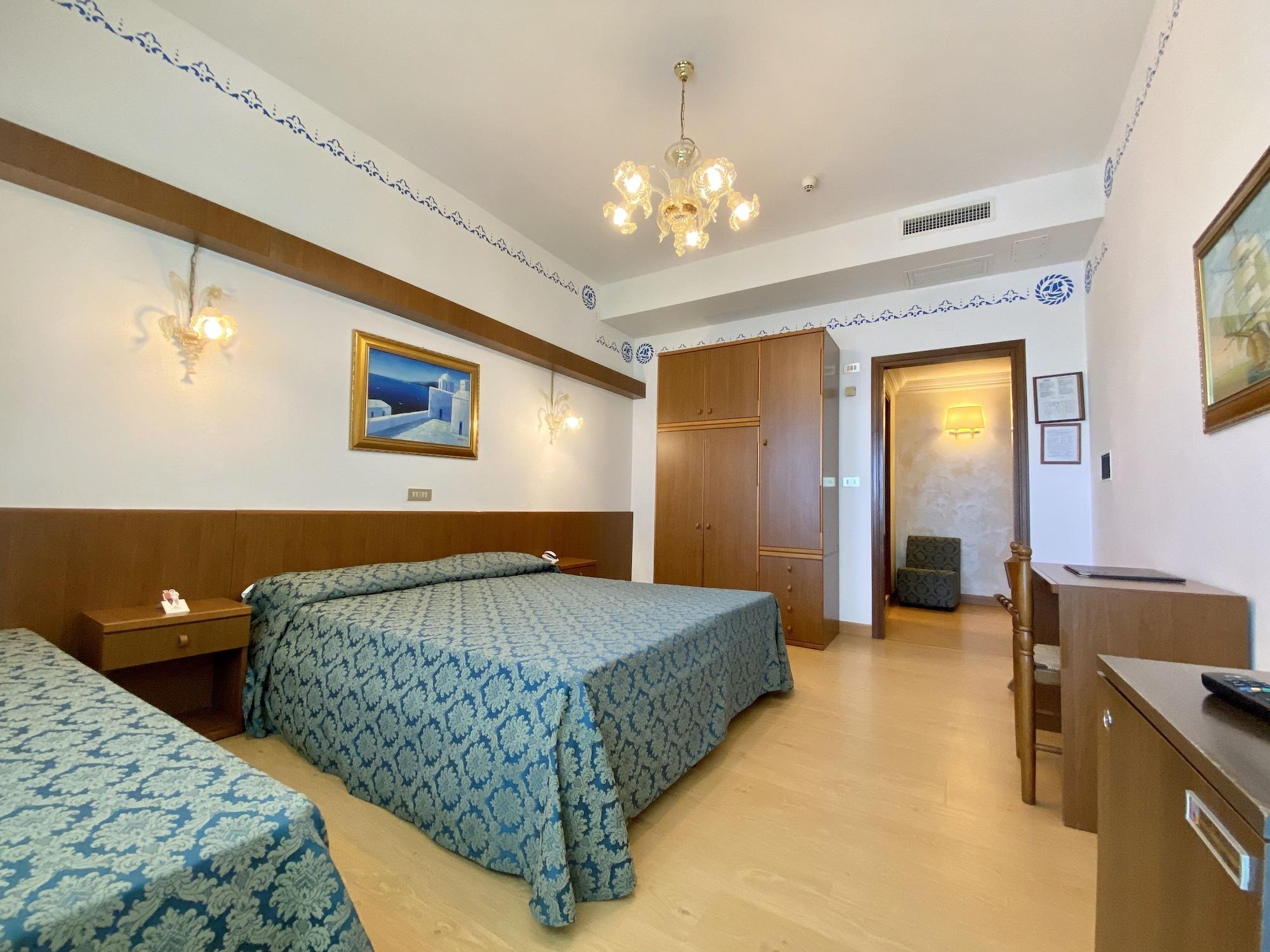 לידו די ג'סולו Hotel Florida מראה חיצוני תמונה