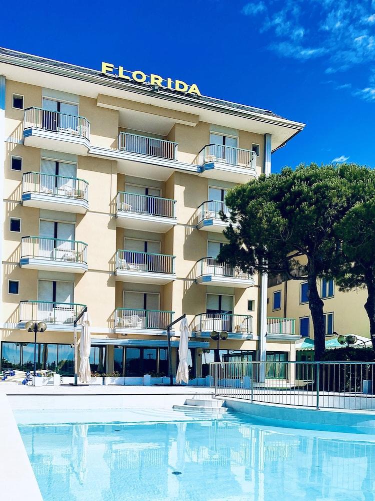 לידו די ג'סולו Hotel Florida מראה חיצוני תמונה